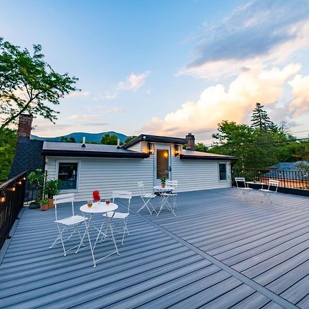 Twin Gables Of Woodstock Hotel Bagian luar foto